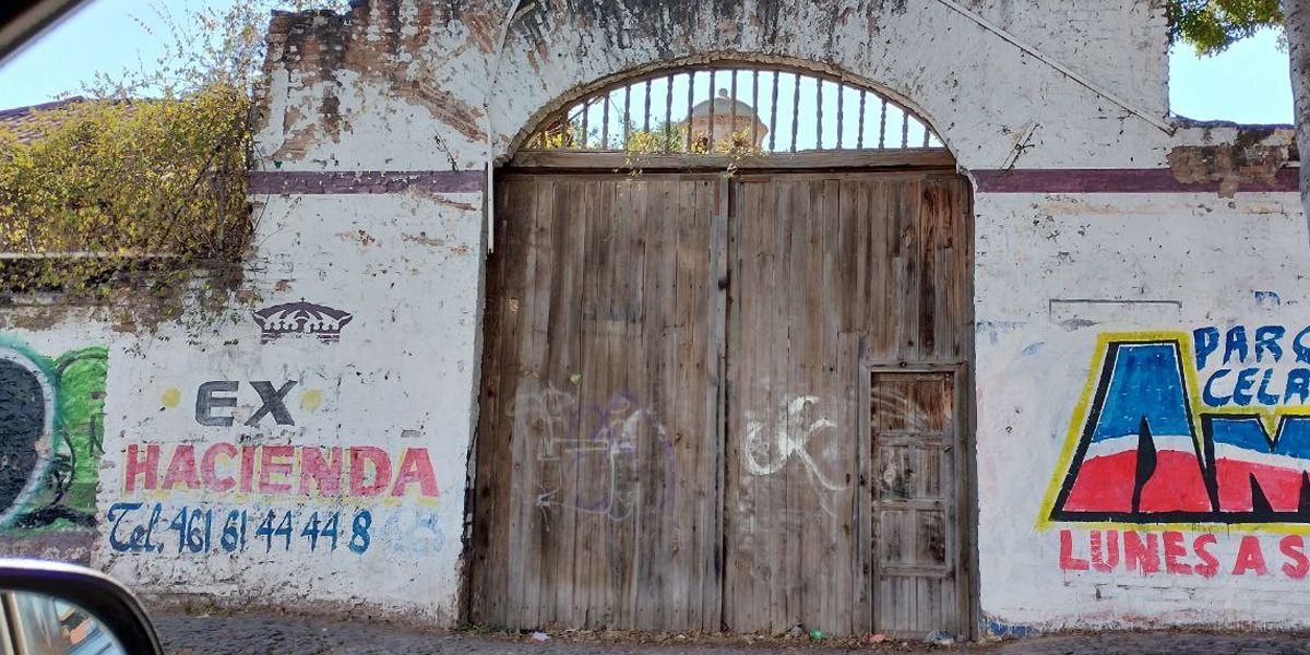 Bodega Aurrerá en la ex Hacienda de San Nicolás de Parra está en pausa